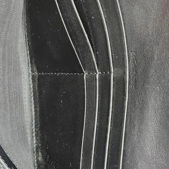 Belle de Jour patent leather wallet - Picture 16 of 16